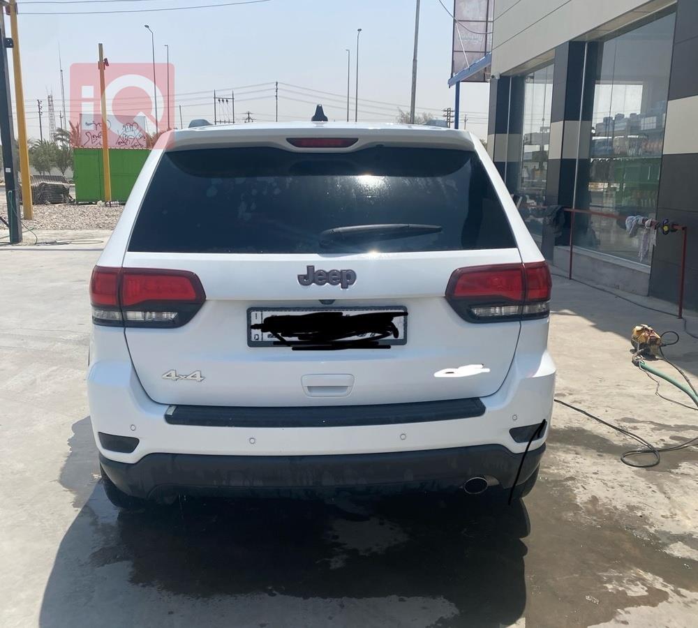 جيب جراند شيروكي